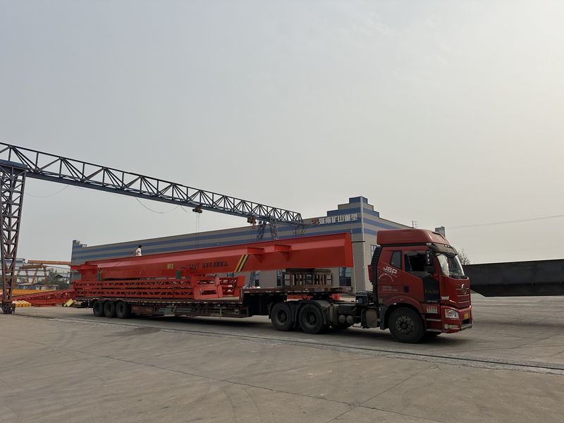 電動葫蘆門式起重機25噸，發(fā)往四川成都