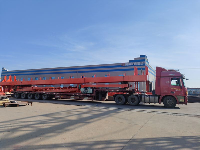 電動葫蘆門式起重機  2臺 MHxh10t—24m 制作完成，發(fā)往湖北交付客戶使用